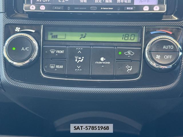 Toyota COROLLA AXIO 2013-08 7808939-5