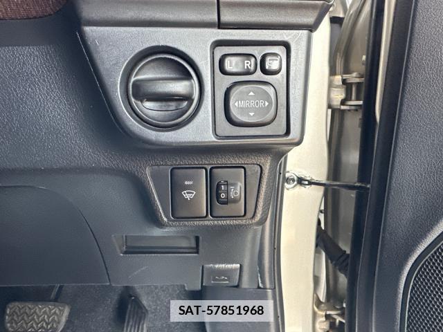 Toyota COROLLA AXIO 2013-08 7808939-6