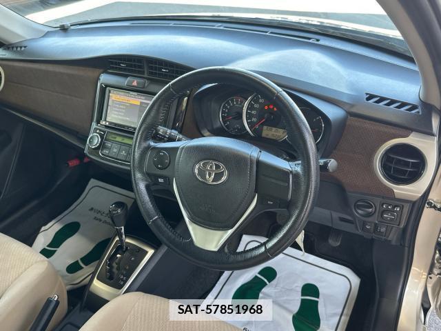 Toyota COROLLA AXIO 2013-08 7808939-9