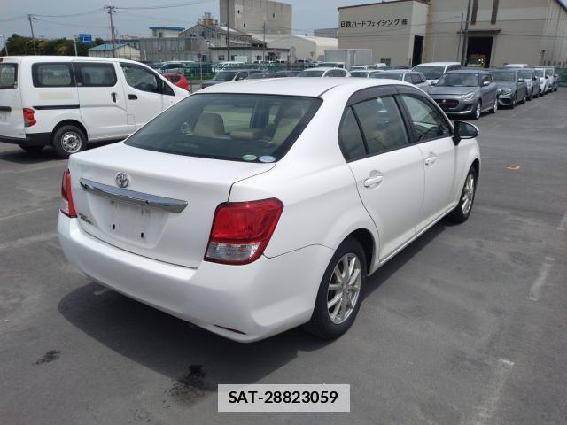 Toyota COROLLA AXIO 2013-04 7810258-1