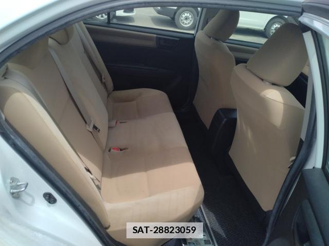 Toyota COROLLA AXIO 2013-04 7810258-6