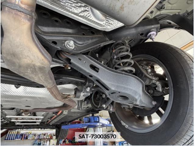 Toyota COROLLA CROSS 2022-01 7794103-13