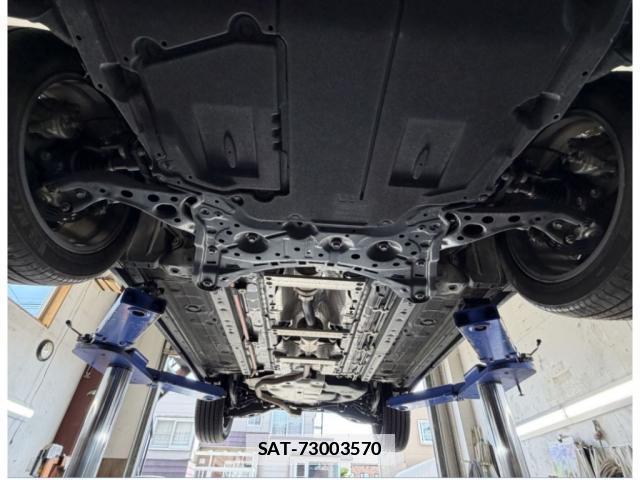 Toyota COROLLA CROSS 2022-01 7794103-14