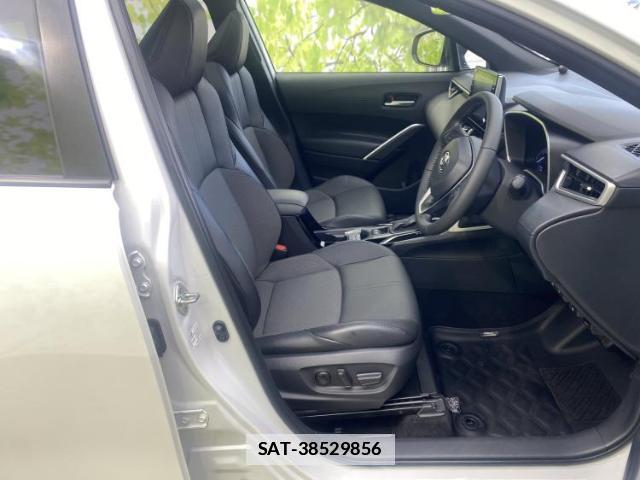 Toyota COROLLA CROSS 2023-05 7804907-3
