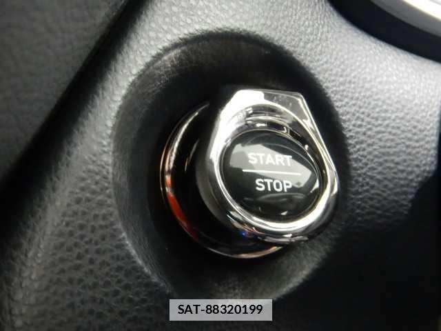 Toyota COROLLA CROSS 2022-07 7810753-10