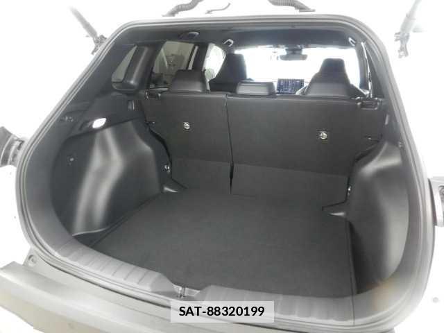 Toyota COROLLA CROSS 2022-07 7810753-18