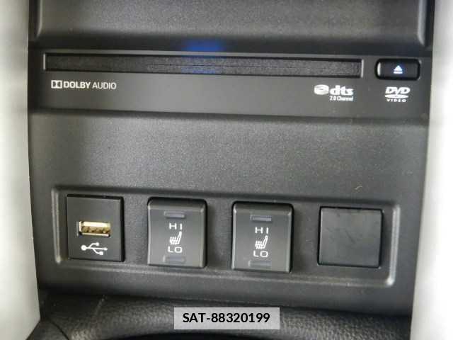 Toyota COROLLA CROSS 2022-07 7810753-9