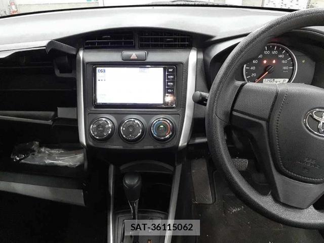 Toyota COROLLA FIELDER 2022-12 7793803-2