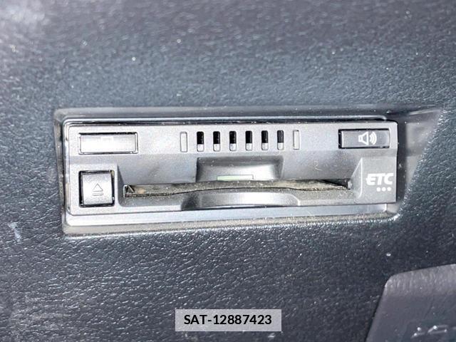 Toyota COROLLA FIELDER 2017-12 7804092-5