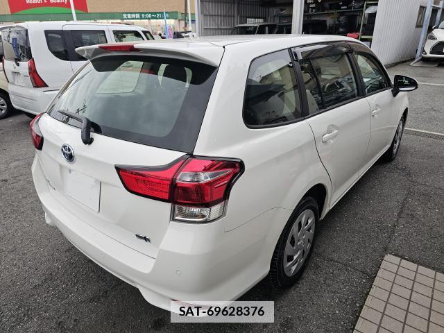 Toyota COROLLA FIELDER 2022-06 7809940-3
