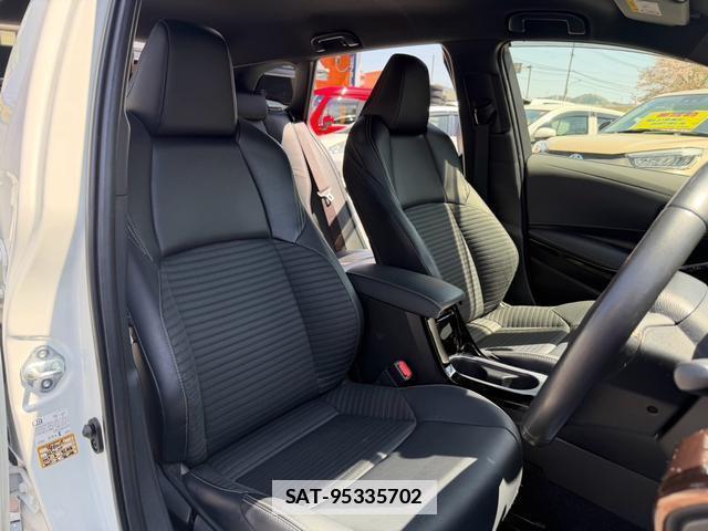 Toyota COROLLA TOURING 2019-11 7796776-17