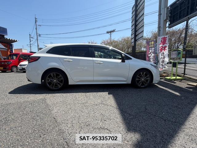 Toyota COROLLA TOURING 2019-11 7796776-9