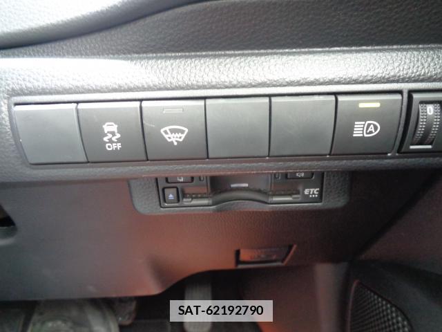 Toyota COROLLA TOURING 2023-05 7802047-14