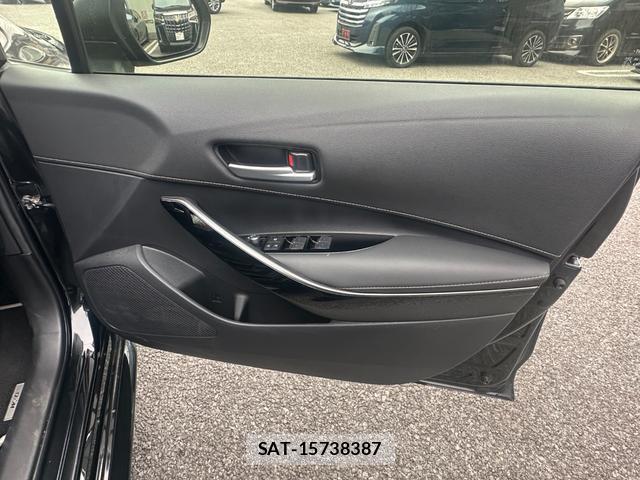 Toyota COROLLA TOURING 2019-09 7803494-19