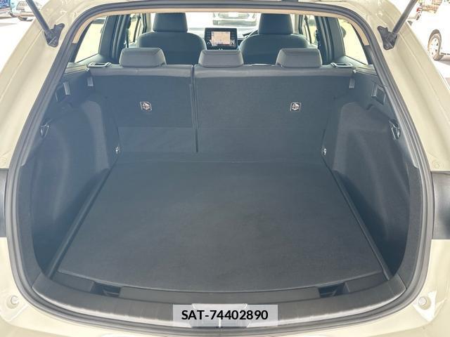 Toyota COROLLA TOURING 2021-04 7808977-15