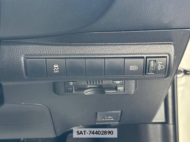 Toyota COROLLA TOURING 2021-04 7808977-7