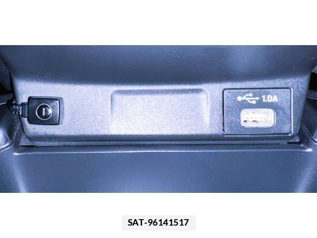Honda CR-V HYBRID 2022-04 7805504-6