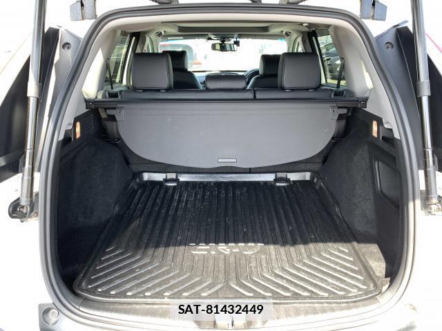 Honda CR-V HYBRID 2019-09 7810273-6
