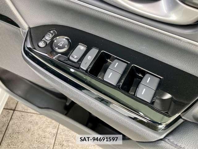 Honda CR-V 2019-02 7794315-17