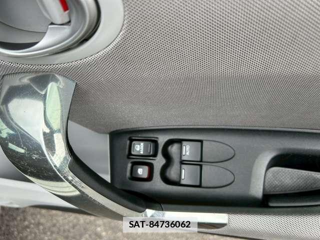 Honda CR-Z 2011-03 7795609-3