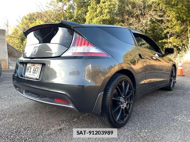 Honda CR-Z 2011-11 7797024-10