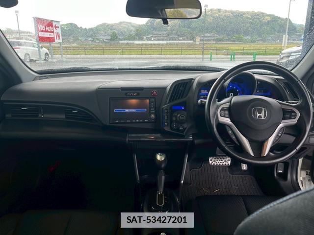 Honda CR-Z 2013-06 7797196-7