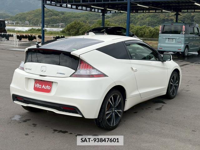 Honda CR-Z 2013-03 7797214-13