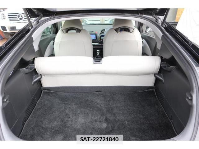 Honda CR-Z 2011-06 7797767-14