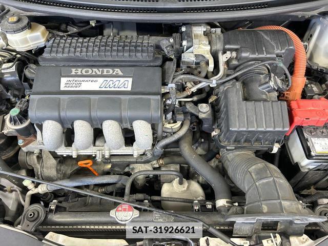 Honda CR-Z 2011-02 7804539-17