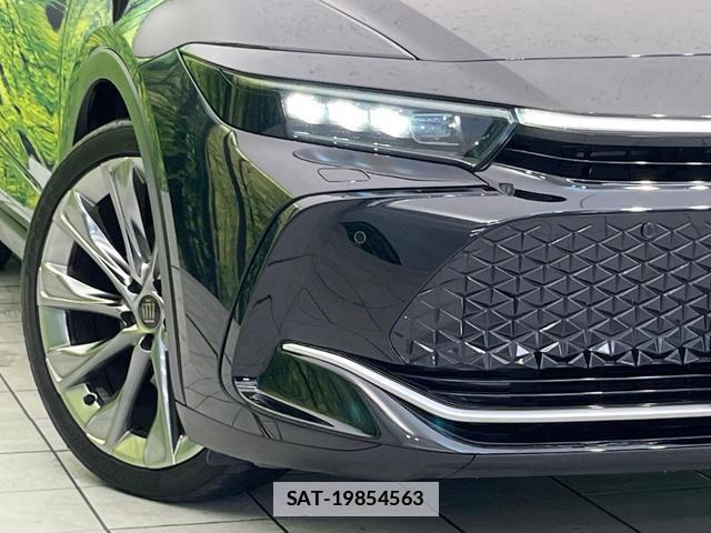 Toyota Crown Crossover 2023-01 7793300-11