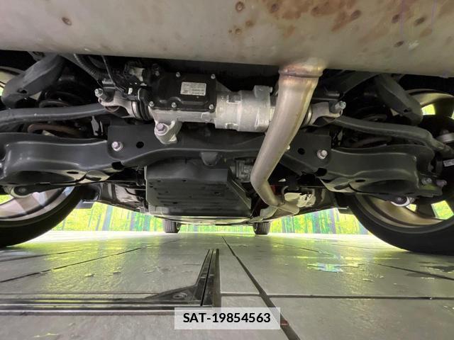 Toyota Crown Crossover 2023-01 7793300-18