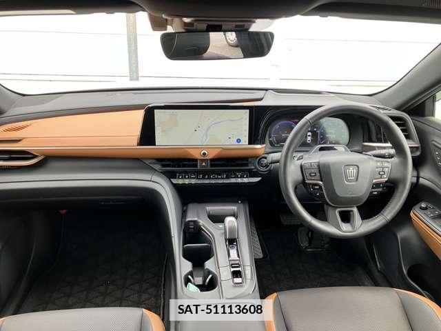 Toyota Crown Crossover 2023-03 7793722-1