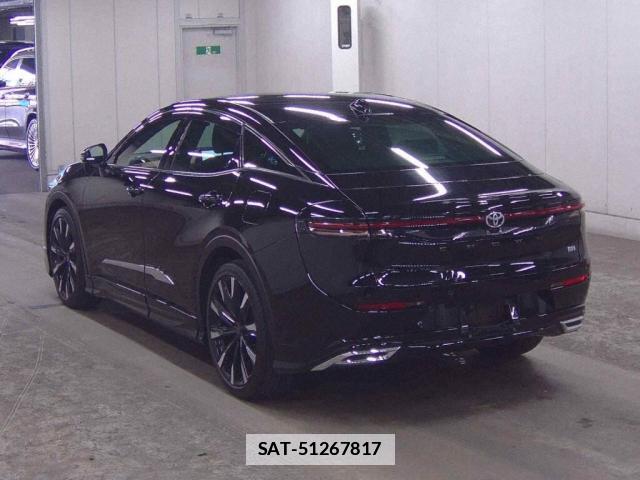 Toyota Crown Crossover 2023-03 7795085-1