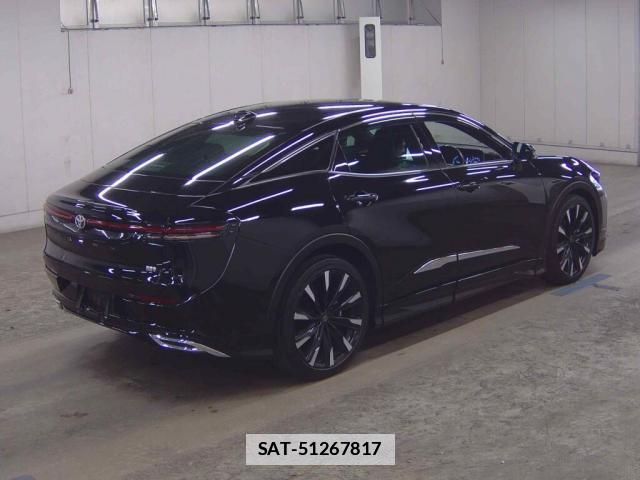 Toyota Crown Crossover 2023-03 7795085-4
