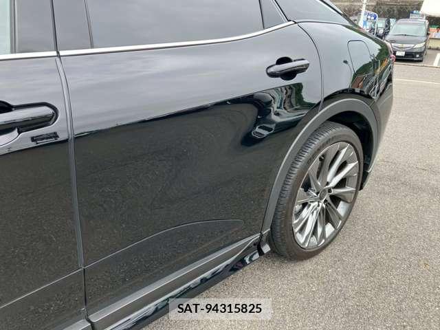 Toyota Crown Crossover 2022-10 7795734-16