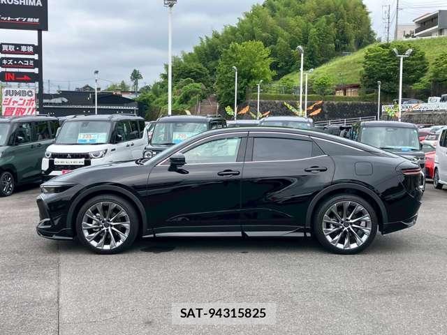 Toyota Crown Crossover 2022-10 7795734-3