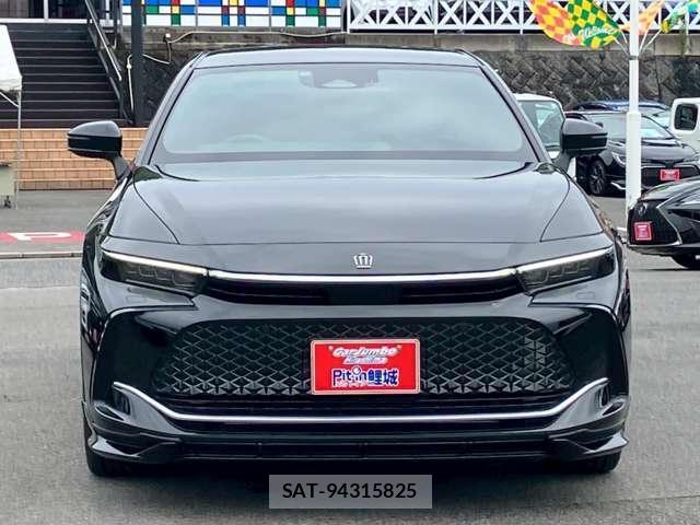 Toyota Crown Crossover 2022-10 7795734-6