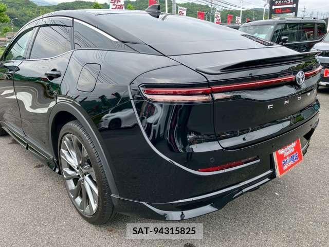 Toyota Crown Crossover 2022-10 7795734-9