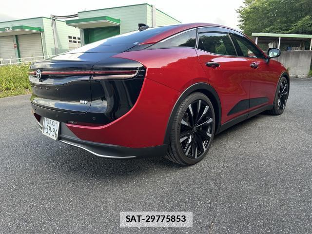 Toyota Crown Crossover 2023-04 7796575-1