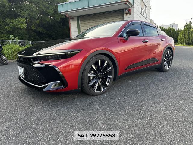 Toyota Crown Crossover 2023-04 7796575-3