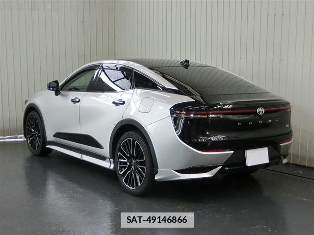 Toyota Crown Crossover 2024-03 7797950-1