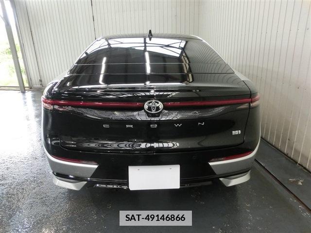 Toyota Crown Crossover 2024-03 7797950-13