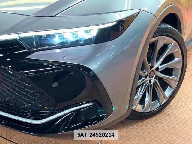 Toyota Crown Crossover 2024-03 7799117-13