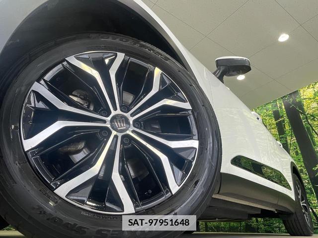 Toyota Crown Crossover 2023-03 7801576-12