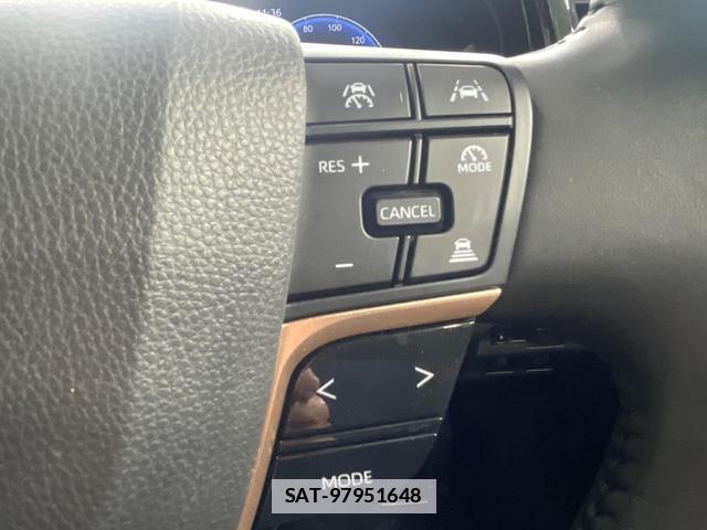 Toyota Crown Crossover 2023-03 7801576-4