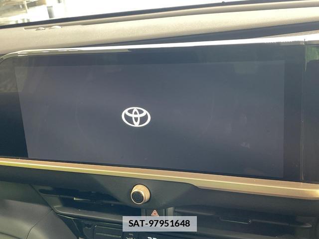 Toyota Crown Crossover 2023-03 7801576-5