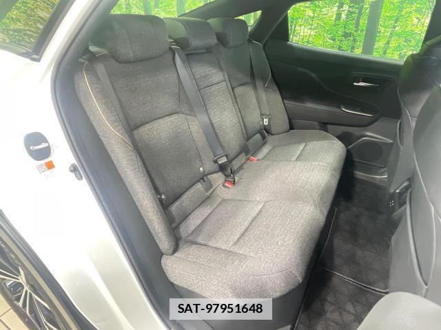 Toyota Crown Crossover 2023-03 7801576-8