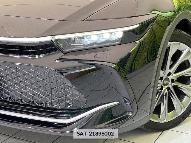 Toyota Crown Crossover 2024-03 7802513-11