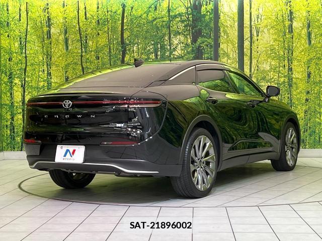 Toyota Crown Crossover 2024-03 7802513-16