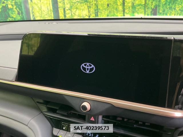 Toyota Crown Crossover 2023-02 7804846-3